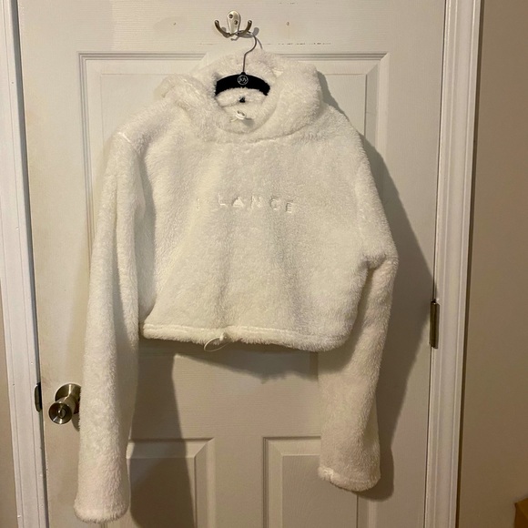 Balance Athletica Other - Waves Collection - Sherpa Hood